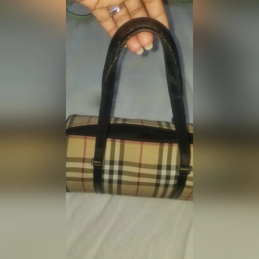 Burberry Novacheck - Picture 6 of 10